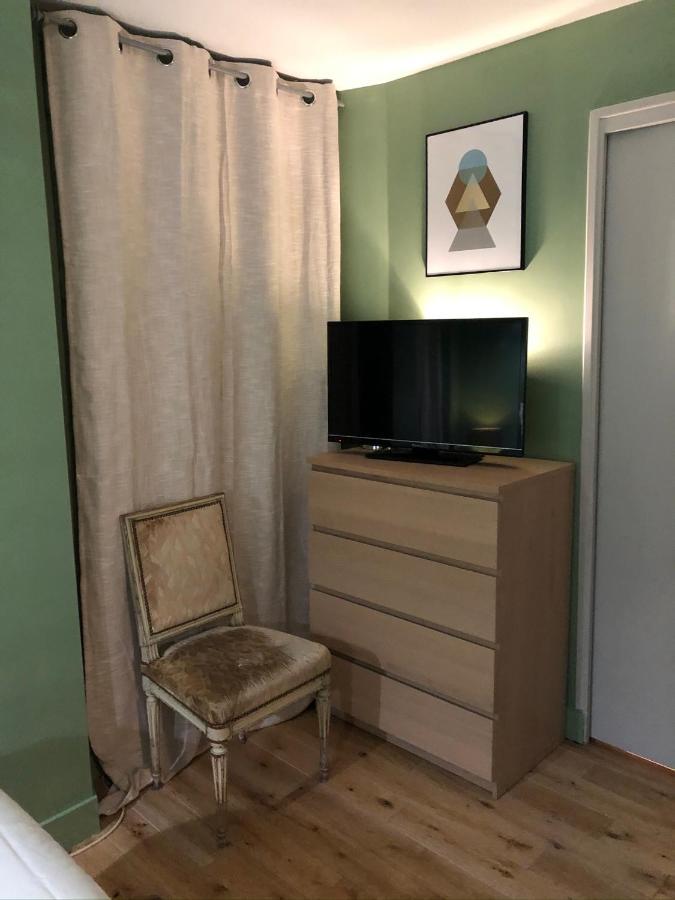 Les Petits Apparts Versailles Extérieur photo